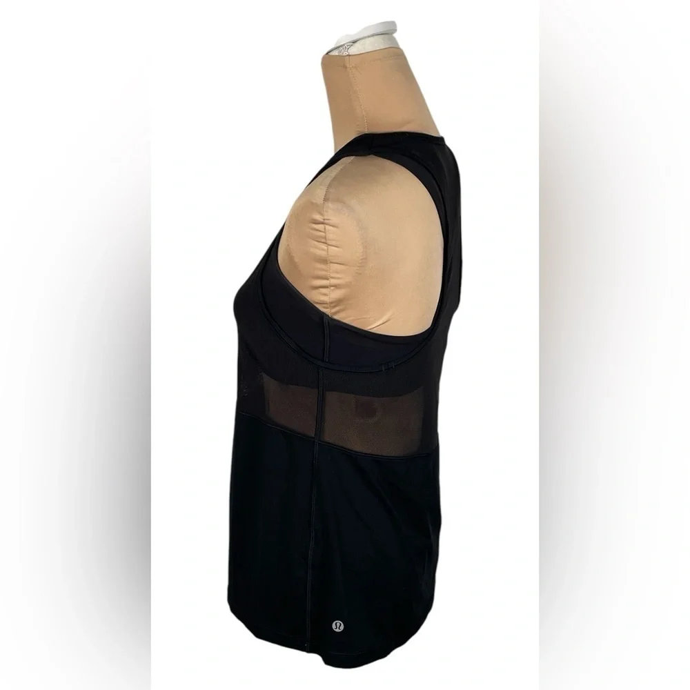 Lululemon Fast As Light 2-In-1 Tank Black Size 6
